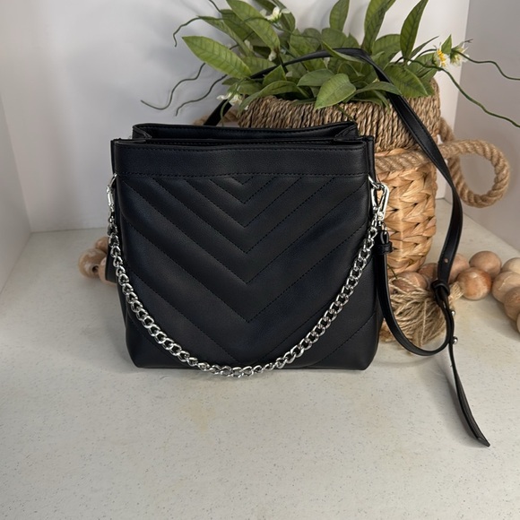 INC-Judith-Convertible-Quilted-Crossbody-Black - Picture 11 of 11